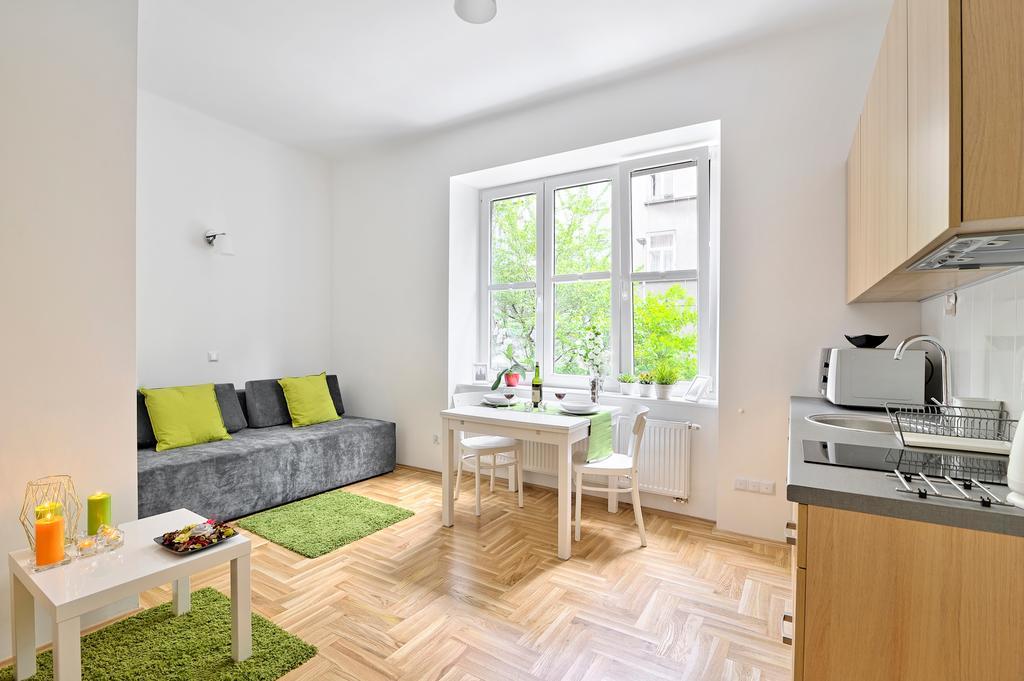 Apartment Fruity Near City Center