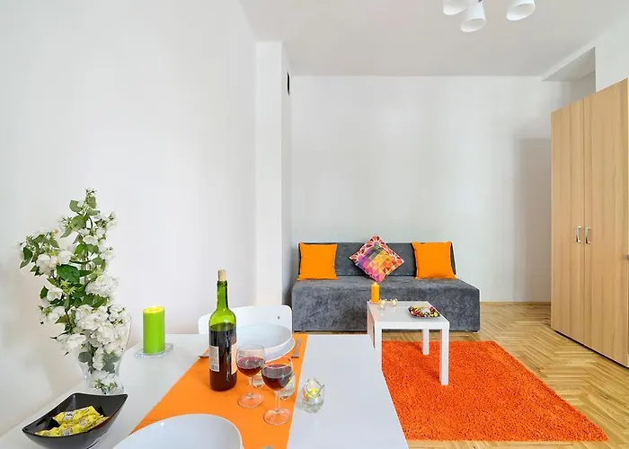 Fruity Studios Near City Center